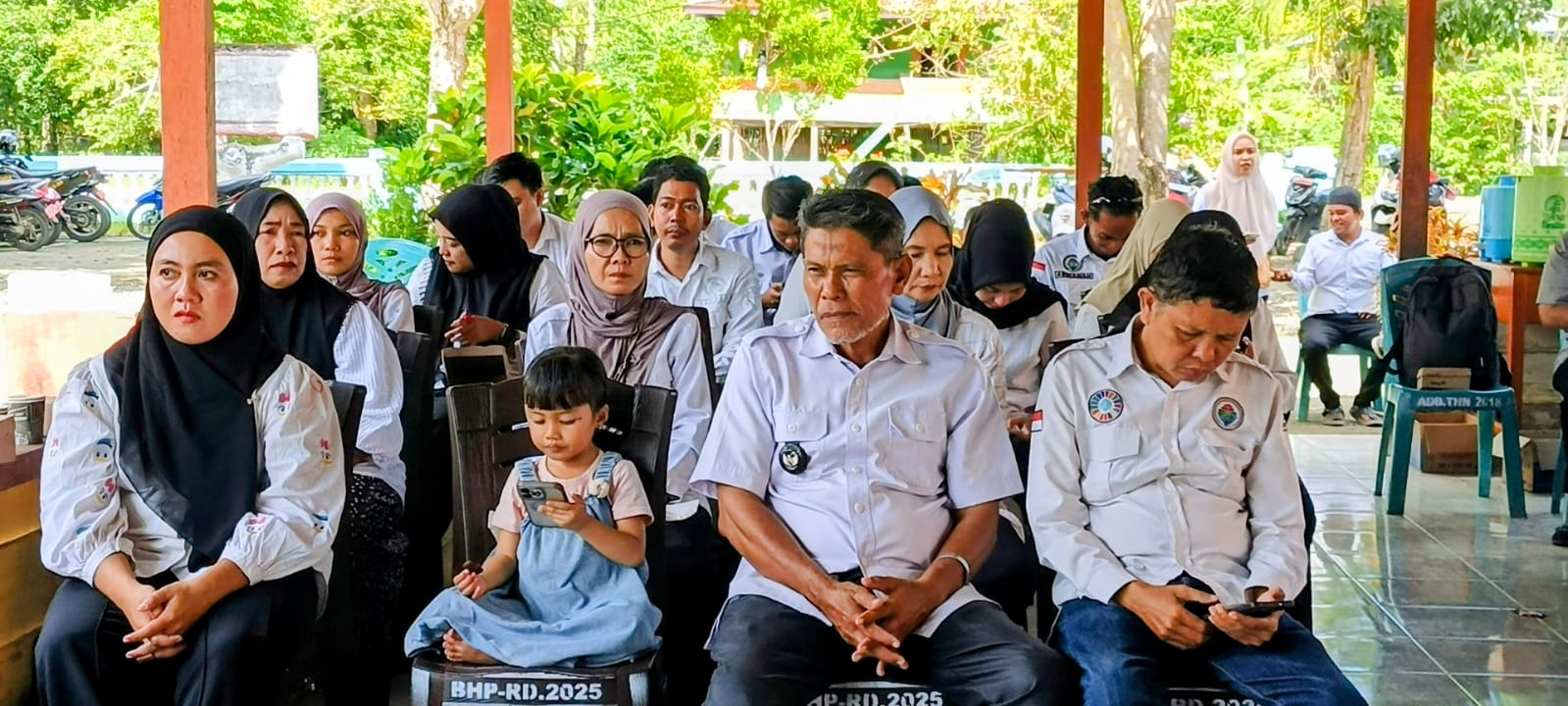 Rakor Bulanan Kecamatan Sabbangparu Wujud Komitmen Meningkatkan Pelayanan Publik